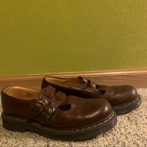 Vintage old skool doc Mary Janes!